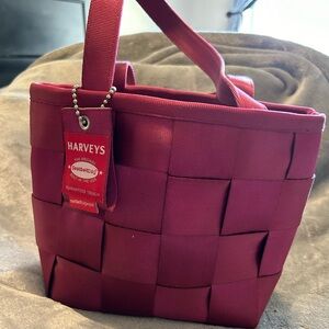 Harvey seatbelt purse